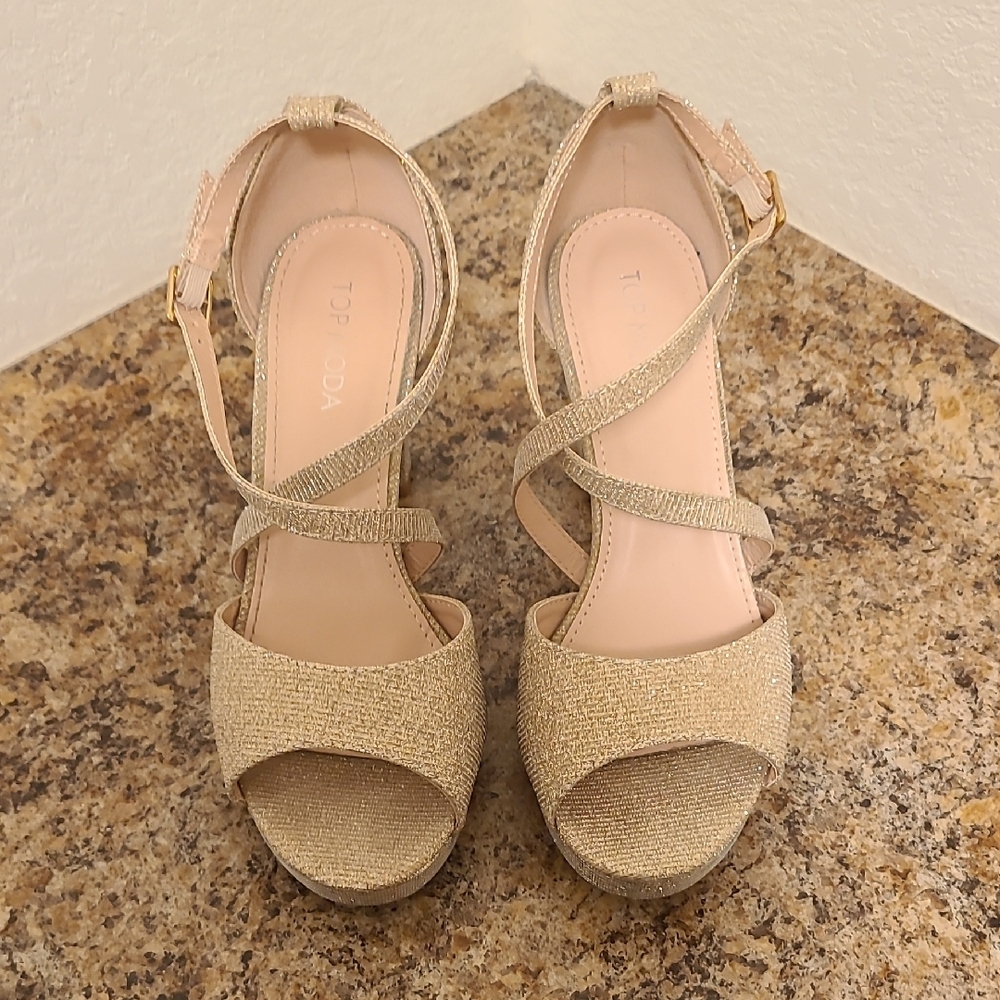 Elegant Gold Strappy Heels